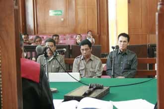 Tiga Pejabat Pemkot Surabaya Disidang