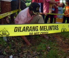 Sumur Bor Warga Tuban Keluarkan Gas Mudah Terbakar