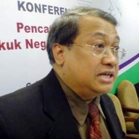 Samurai Bond Tetap Terbit Juni 2009