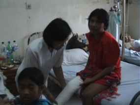 Nekat Lompat dari Lantai Dua, PRT Cedera Patah Kaki 