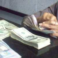 Bank Panin dan UOB Buana Lesu Laba di 2008