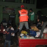 Komunitas Motor Juga Bantu Korban Situ Gintung
