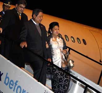 SBY Mendarat di London