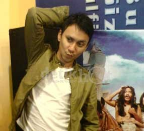Vincent Rompies Banyak Berkorban Demi Wakil Rakyat