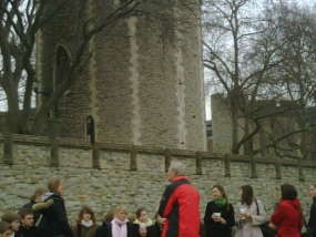 Pengamanan KTT G-20 Ketat, Wisatawan Masih Padat