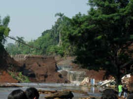 Tim SAR Situ Gintung Kesurupan