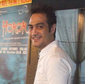 Istri Ferry Irawan Sakit Hati Dicerai