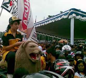 Hanura Kampanye di Bandung