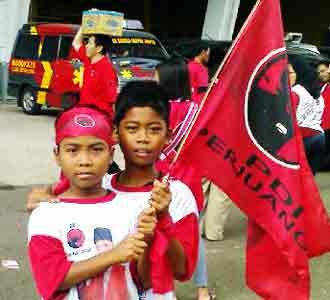 Anak-anak Ikut Kampanye PDIP
