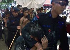 Kampanye SBY di Semarang Ricuh, 4 Bocah Ditangkap