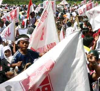 PMB Kampanye di Makassar