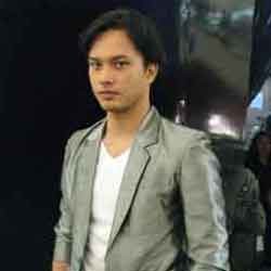 Nicholas Saputra, Jadi Ikon Senayan City