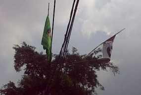 Pinggiran Palembang Masih Dipenuhi Atribut Parpol