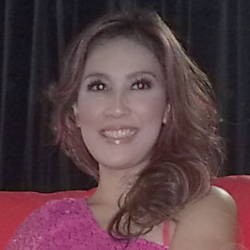 Sophie Navita Nyanyikan Lagu Gratisan
