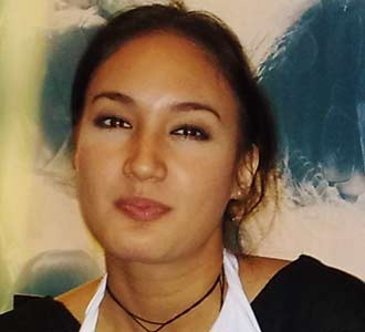 Nadine Rilis Film Mati Suri