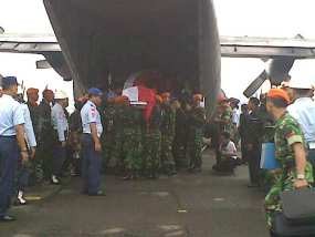 Jenazah Korban Fokker 27 akan Disambut Upacara Militer