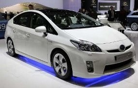 Penasaran dengan Prius Terbaru? Tunggu Bulan Juli