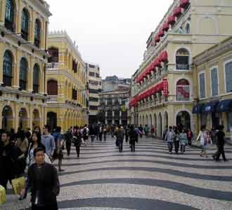 Jalan-jalan di Senado Square Macau