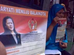 Dua Caleg Semarang Kirim Amplop via Pos