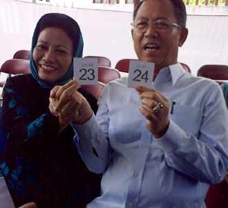 Dada Rosada Nyontreng di TPS 64