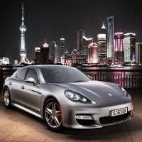 Porsche Panamera Mulai Debut Dunia di Shanghai