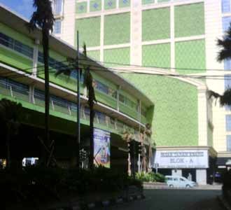 Pasar Tanah Abang Sepi