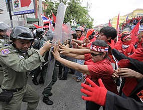 Keadaan Darurat Diberlakukan di Pattaya