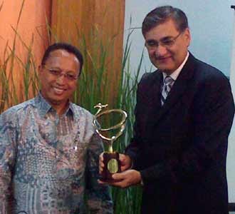 Citi Gandeng Pos Indonesia