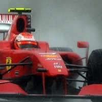 Cerita Indah Ferrari di Negeri Tirai Bambu