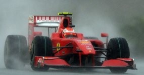 Cerita Indah Ferrari di Negeri Tirai Bambu