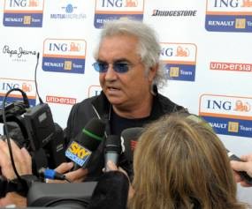 Tim Kuat Gagal, Kredibilitas F1 Turun