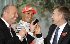 Dennis Out, McLaren-FIA Mungkin Bisa Akrab