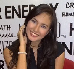 Nadine Sayangkan Pembangunan Perumahan di Pantai
