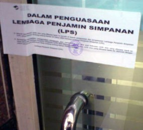Kawin Paksa, Jurus Jitu Hindari Likuidasi Bank
