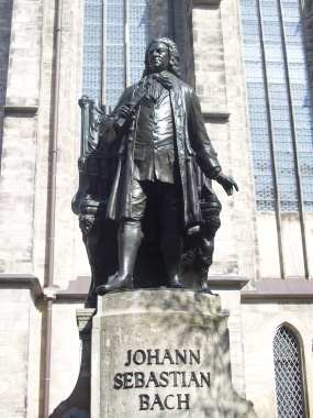 Berziarah ke Makam Bach