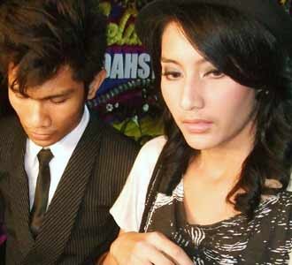 Tria-Tyas Makin Eksis