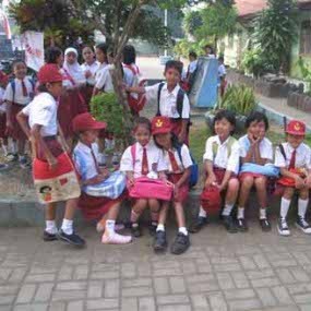 Ribuan Sekolah Diduga Selewengkan Dana BOS Rp 624 Miliar
