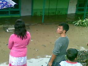 50 Rumah Terendam Air Bah di Garut