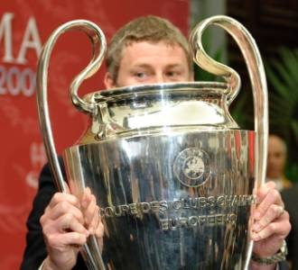 Trofi Liga Champions Pindah Tangan
