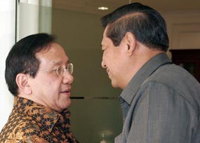  Akbar Jadi Cawapres Dikampanyekan di Rumah Habib Luthfi