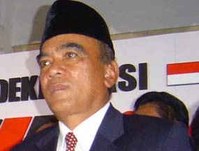 Siswono: Koalisi Golkar-PD Paling Realistis