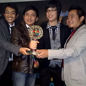 AMI Awards, Yovie Sindir ST12 dan dMasiv?