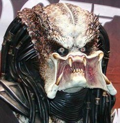 Predator Siap Memangsa Manusia Lagi!