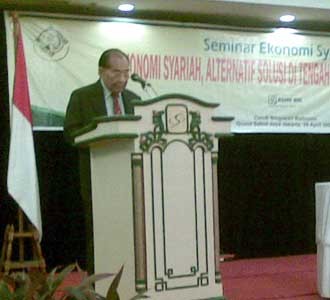 Ekonomi Syariah Masih Tumbuh