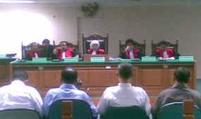 4 Eks Pejabat KJRI Kinabalu Divonis 1 Tahun 8 Bulan Penjara