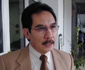 Ketika Ketua KPK Antasari Azhar Temui Wartawan 