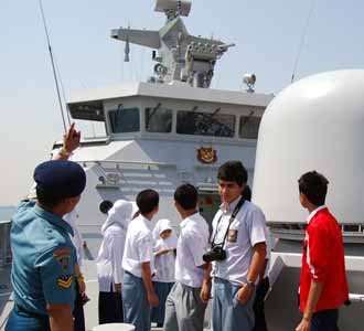 KRI Frans Kaiseipo Merapat di Jeddah