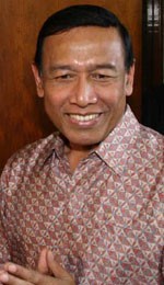 Wiranto Lanjutkan Komunikasi Politik dengan Mega