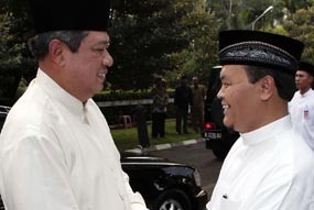 HNW Cawapres Terpopuler Dampingi SBY 