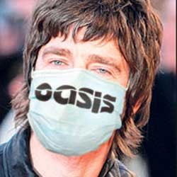 Khawatir Flu Babi, Oasis Disekap Masker Khusus